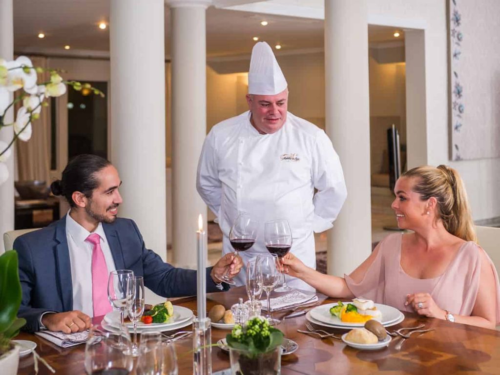 why-hire-a-private-chef-this-holiday-season-marbella-in-style